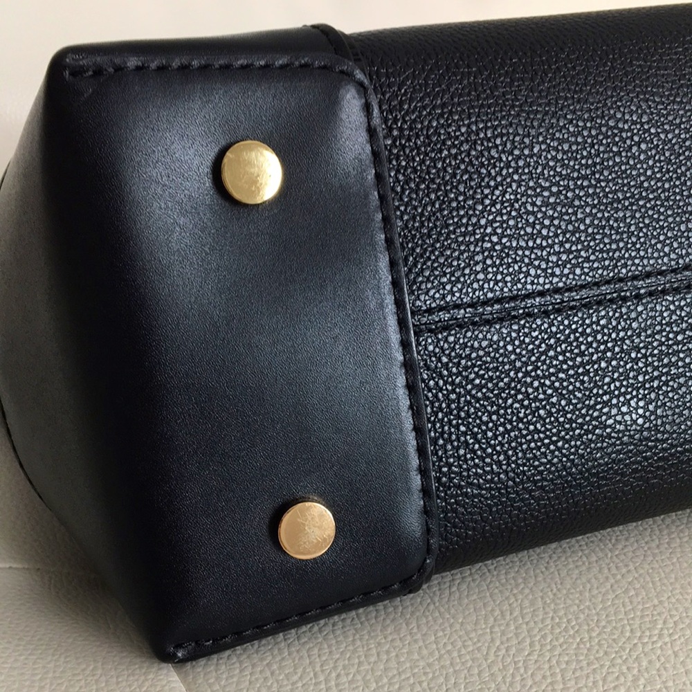 SOLD!!! MICHAEL Michael Kors Studio Mercer Gallery Black Tote NWT - Picture 4 of 13